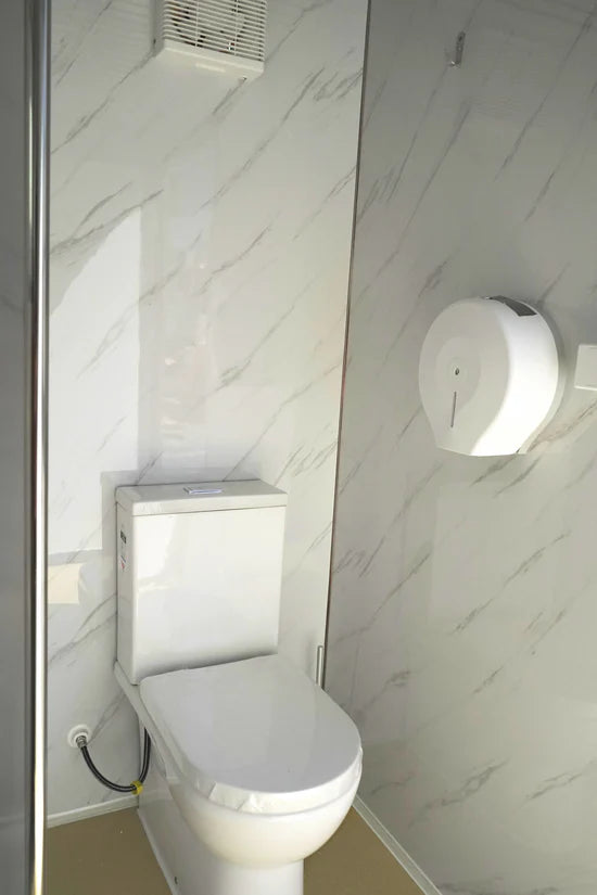 Bañera portátil con ducha – Ideal para camping y actividades al aire libre