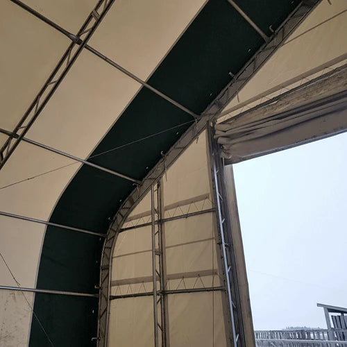 Cobertizo de almacenamiento de doble armazón L30’xL40’xH20′ – Robusto y versátil