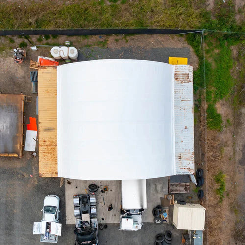 Cobertizo para contenedores marítimos 40’x40’x13′ – Robusto y versátil