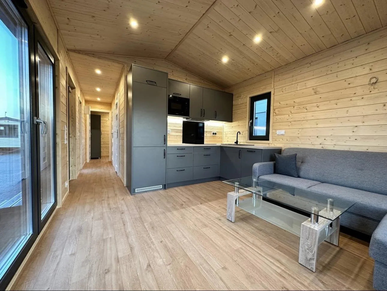 Casa móvil moderna – Dimensiones 10,5 x 3,8 m