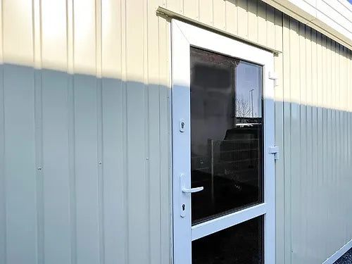 Contenedor de oficina doble – 29,4 m², modular, personalizable