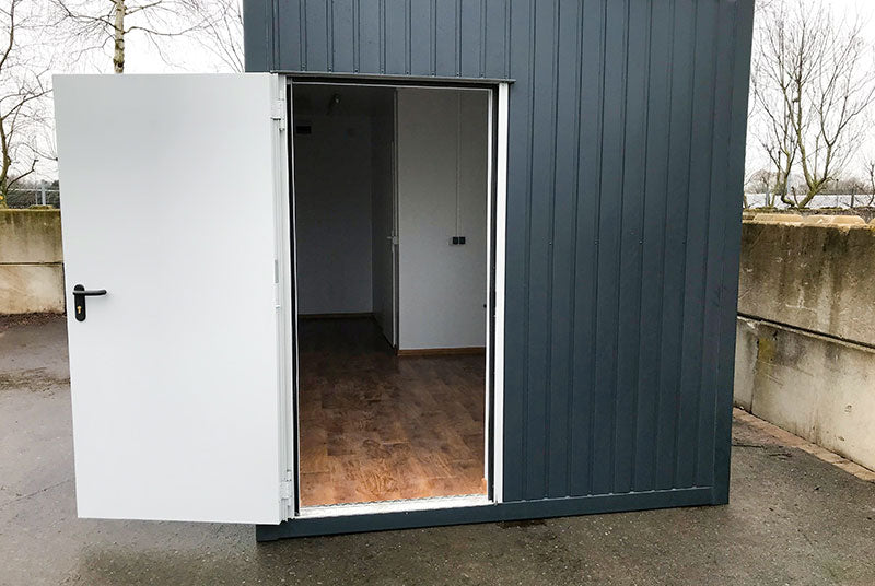 Contenedor de oficina (14,7m²) – Espacio de trabajo modular