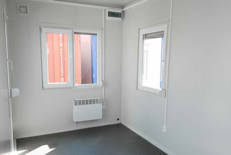 Contenedor de oficina (14,7m²) – Espacio de trabajo modular