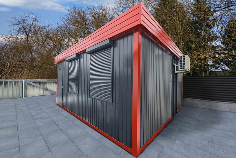 Contenedor de oficina doble (29,4m²) con baño