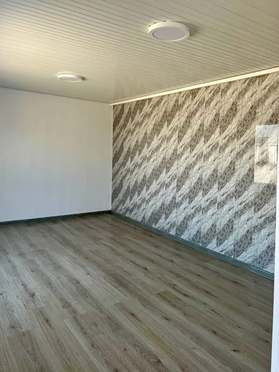 Mini Container House 18 m² – Solución habitacional completa con baño