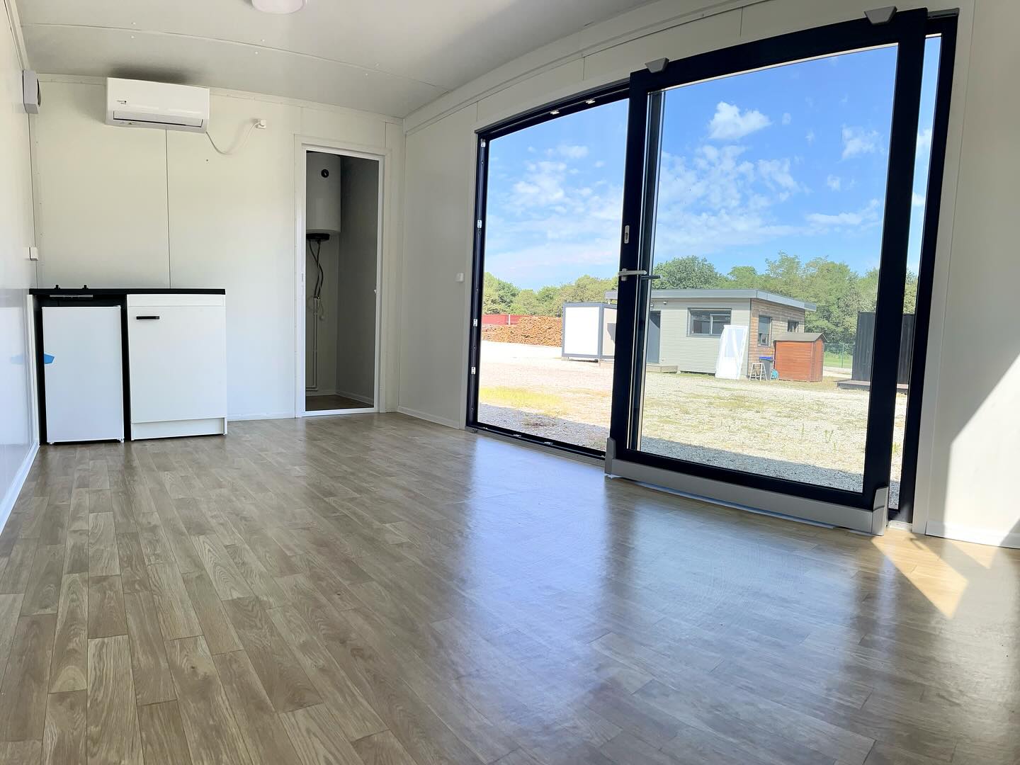 Módulo habitable de 14 m² – Diseño moderno y minimalista