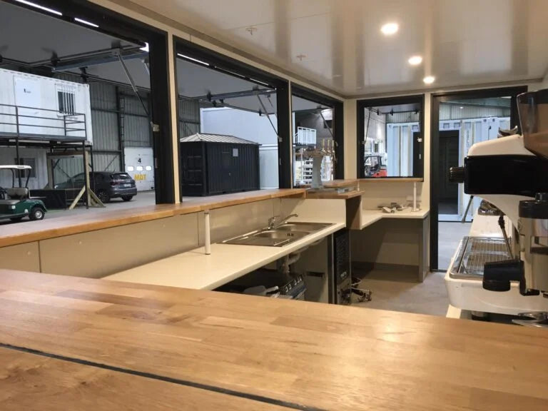 CONTENEDOR BAR DE 20 PIES