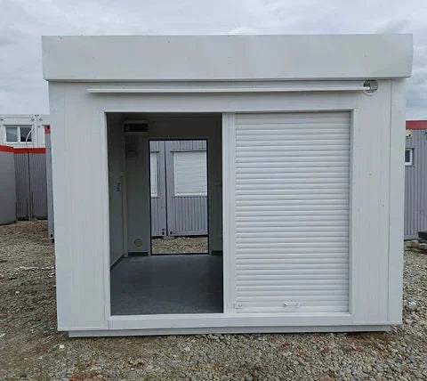 Contenedor Comercial 300×350 Con Persianas Frontales Divididas